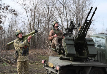 Giao tranh nảy lửa ở miền Đông, Nga dồn lực chiếm giữ thành trì của Ukraine
